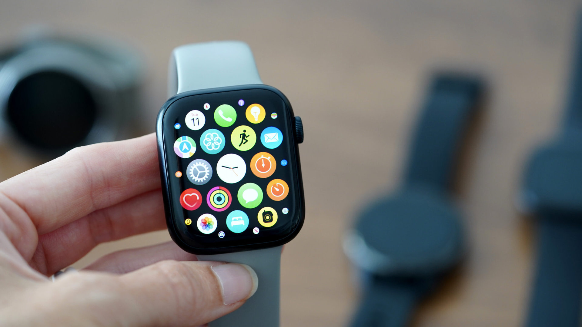 Apple Watch Series 8 contro la concorrenza