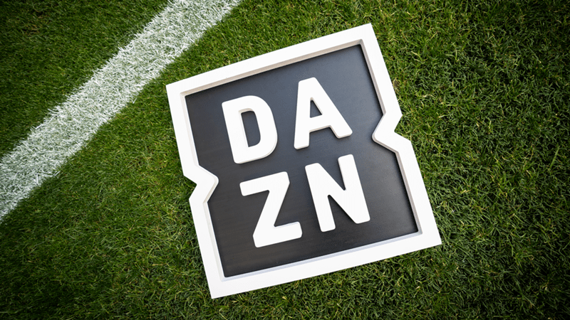 DAZN annuncia un ulteriore aumento dei prezzi: gli abbonati protestano